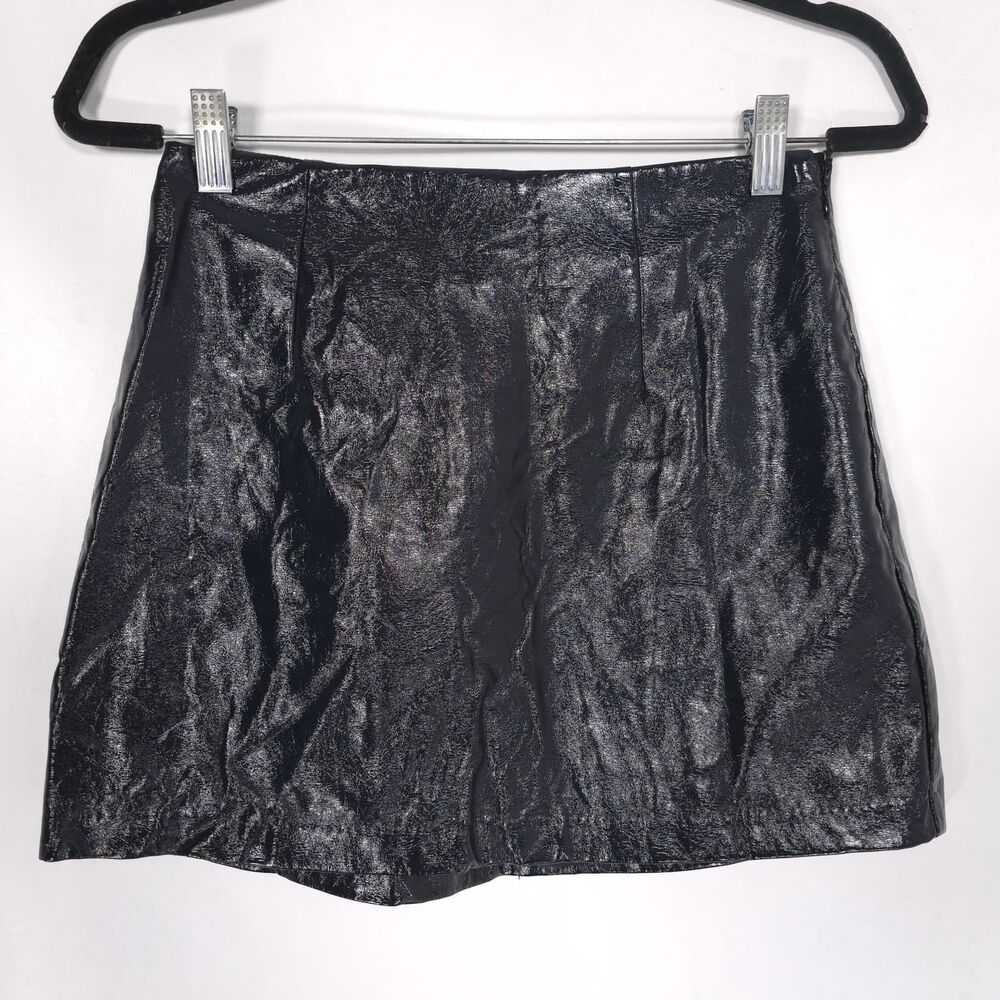 ABERCROMBIE & FITCH Mini Skirt SMALL Vegan Leather Black Pleated Womens